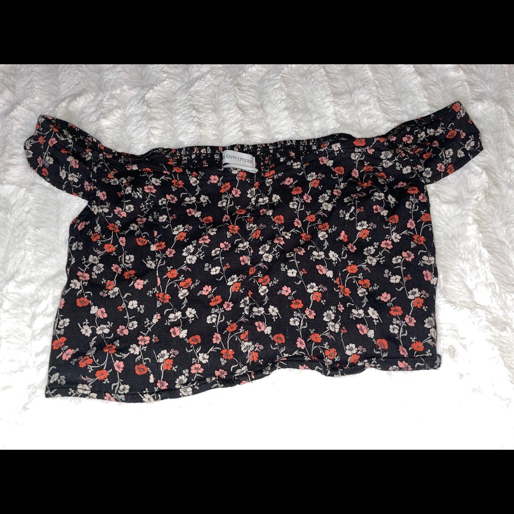 Urban Outfitters Women's Crop top size M